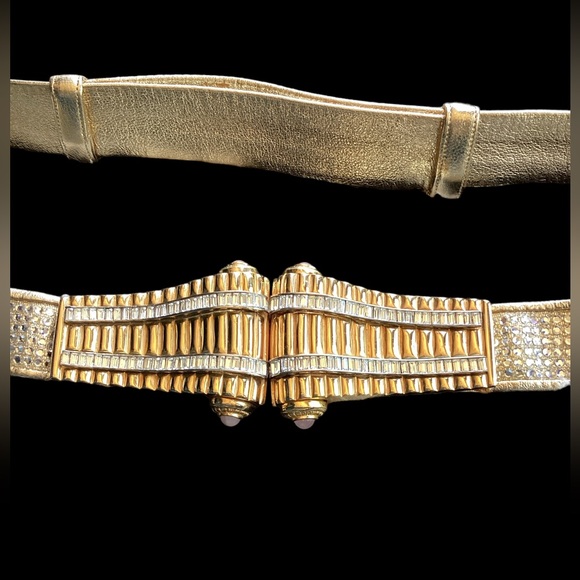 Vintage 1980’s Judith Leiber Gold Crystal Belt. (mc) - Picture 7 of 16